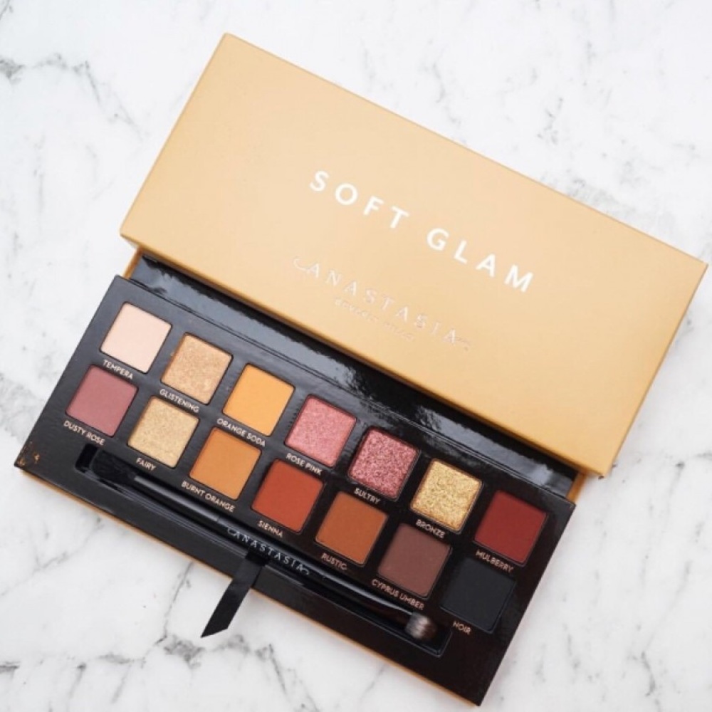 Anastasia Beverly Hills Soft Glam Eye Palette